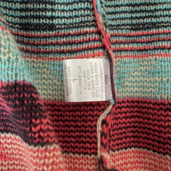 Aztec pattern cardigan - Picture 3 of 3